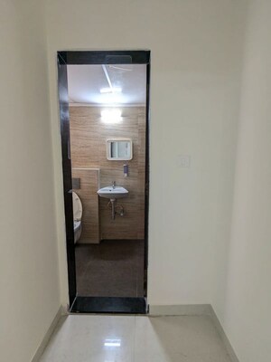 Furnished Amenities in 2 BHK Apartment at Royal Oasis, Malad West – for Rent