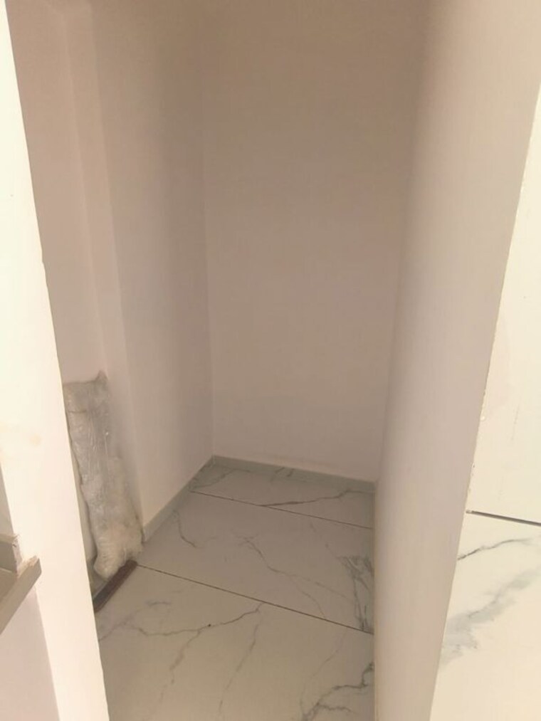 Bathroom, caladium-green 3 Bedroom 954 Sq.Ft. Apartment In Bhayli Vadodara 10469537