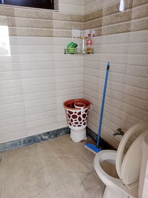Bathroom in 1 RK Builder Floor at Ansals Sushant City – for Rent