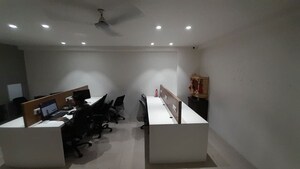  Office Space For Rent in Thaltej