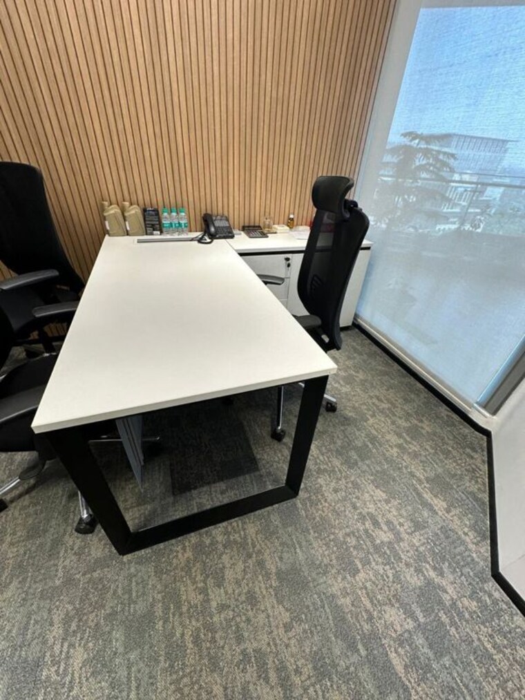 Team Area, one-bkc Commercial Office Space 1000 Sq.Ft. In Bandra East Mumbai 10469593