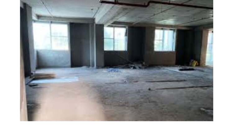 Room, sector 18 Commercial Shop 700 Sq.Ft. In Sector 18 Noida 10469610