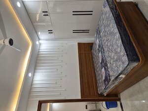Room in 2.5 BHK Independent House at Raj One Good Earth, Sector 71 – for Rent