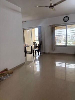 Room in 4 BHK Apartment at Marvel Selva Ridge Estate Villa, Bavdhan – for Rent
