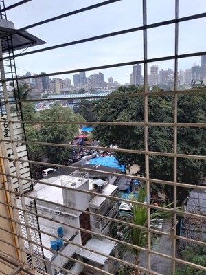 2 BHK Apartment – Exterior View View at Borivali East - for Rent