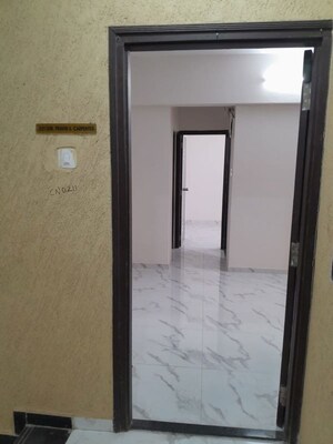 2 BHK Apartment For Rent in Borivali East