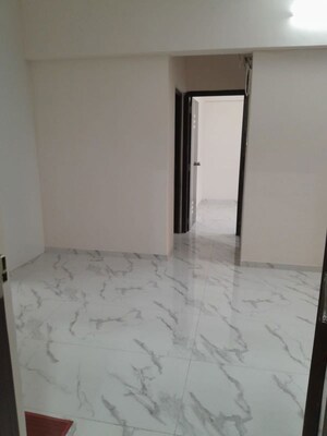 Room in 2 BHK Apartment at Borivali East – for Rent