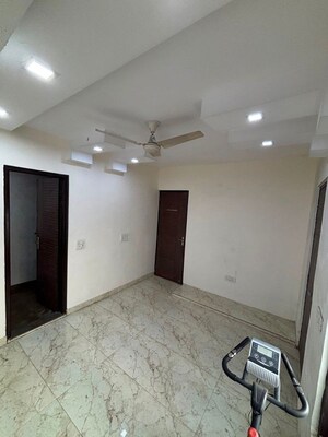 Room in 1 RK Builder Floor at Bhargava Palace, Sector 12 – for Rent