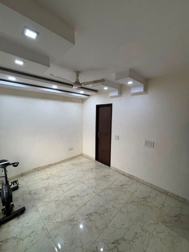 Room, bhargava-palace 1 RK 700 Sq.Ft. Builder Floor In Sector 12 Gurgaon 10469692