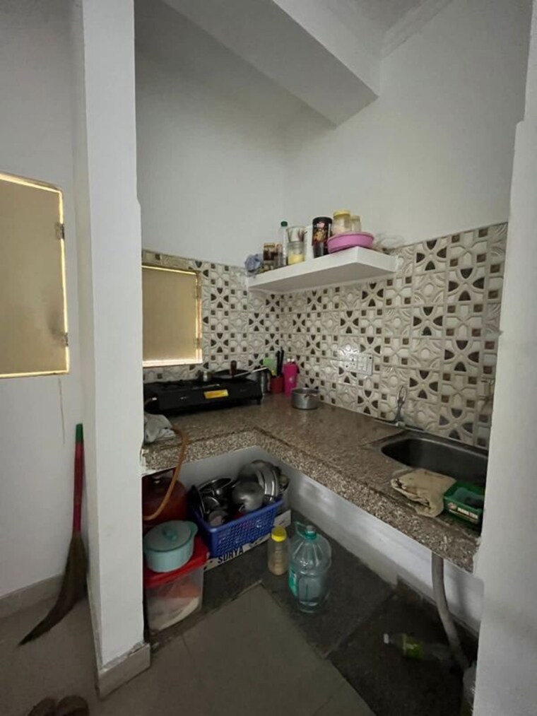 Team Area, akd-tower 1 RK 300 Sq.Ft. Builder Floor In Sector 14 Gurgaon 10469700
