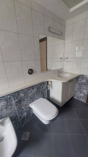 Bathroom in 4 BHK Villa at Sobha Lifestyle Legacy, Devanahalli – for Rent