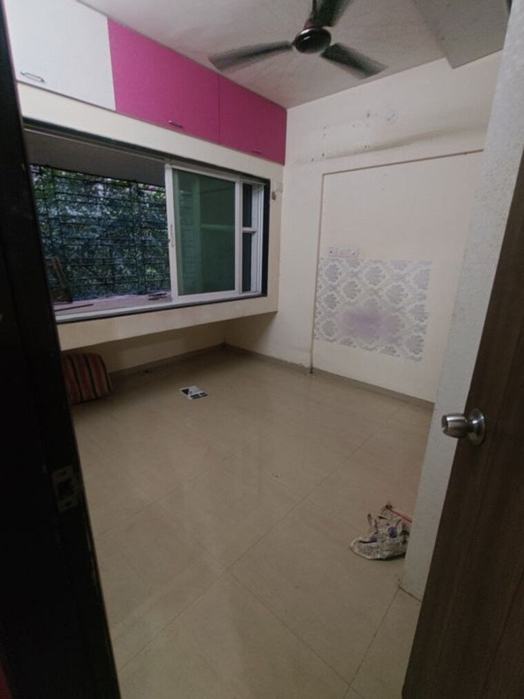 Room, lokhandwala-spring-grove 1 Bedroom 400 Sq.Ft. Apartment In Kandivali East Mumbai 10469735
