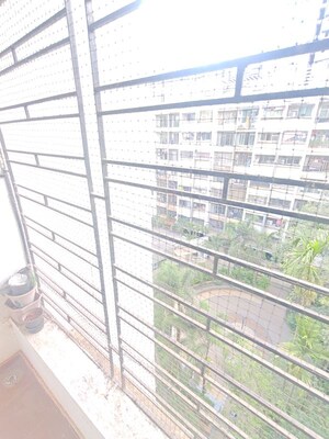 1 BHK Apartment For Rent in Lokhandwala Spring Grove, Kandivali East