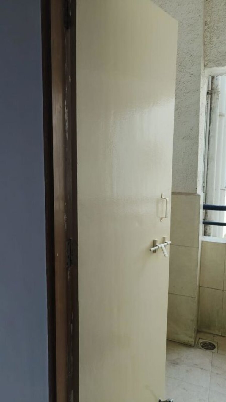 Bathroom, manav-silver-skyscapes 2 Bedroom 1150 Sq.Ft. Apartment In Wakad Pune 10469737