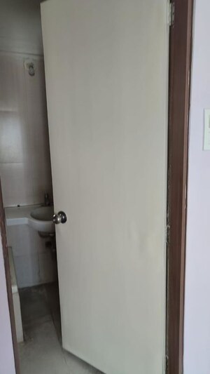 Room in 2 BHK Apartment at Manav Silver Skyscapes, Wakad – for Rent