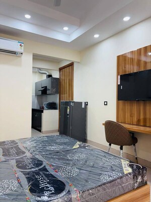Bedroom in 1 RK Builder Floor at Allure Homes, Sector 14 – for Rent