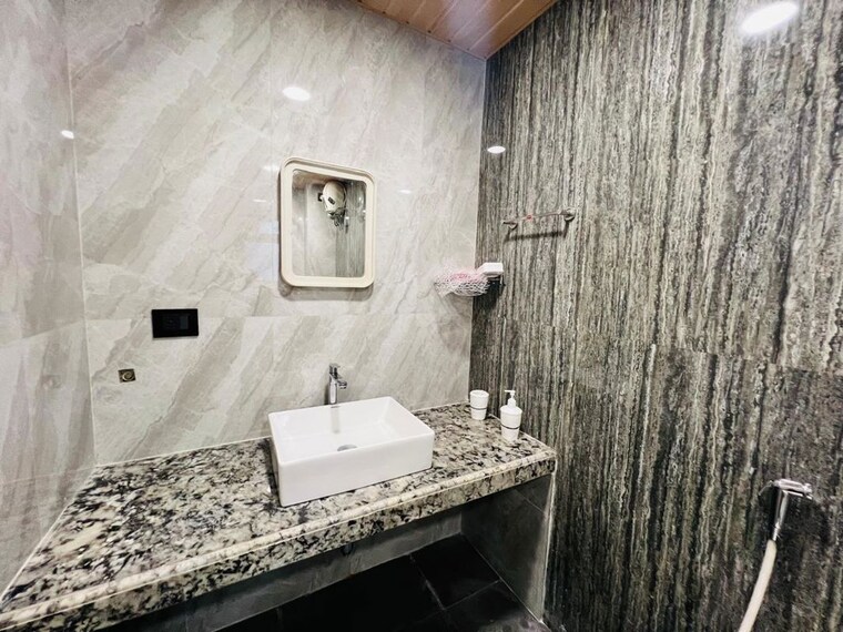 Bathroom, dadar east 2 Bedroom 800 Sq.Ft. Apartment In Dadar East Mumbai 10469762
