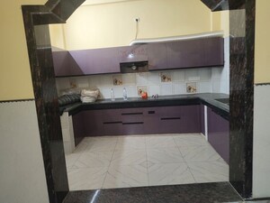 Kitchen in 2 BHK Villa at Alaknanda Apartment Gomti Nagar, Gomti Nagar – for Rent