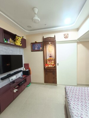 Bedroom in 1 RK Apartment at Century Tower, Prabhadevi – for Rent
