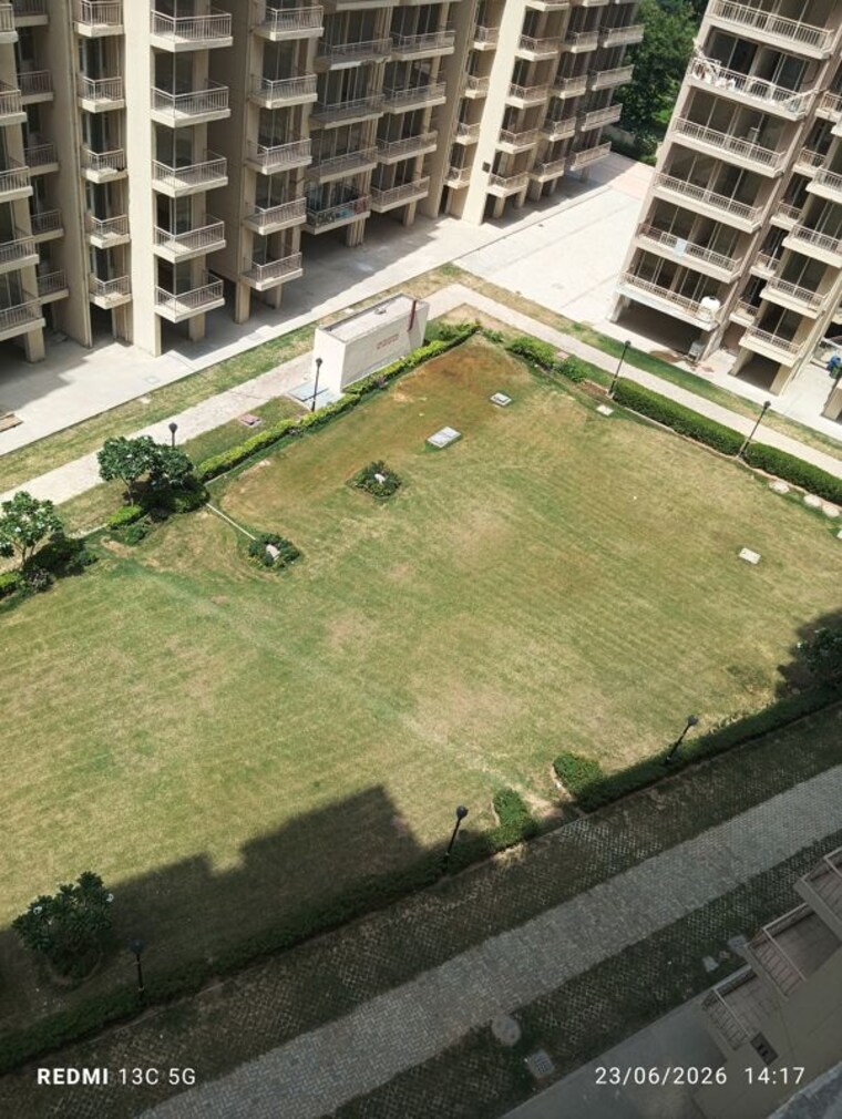 Balcony, bedarwals-sixty-three-golf-drive 2 Bedroom 1100 Sq.Ft. Apartment In Sector 63 Gurgaon 10469794