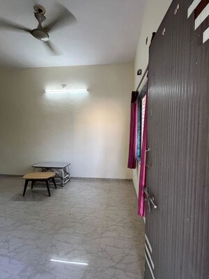 Furnished Amenities in 2 BHK Villa at Jivraj Park – for Rent