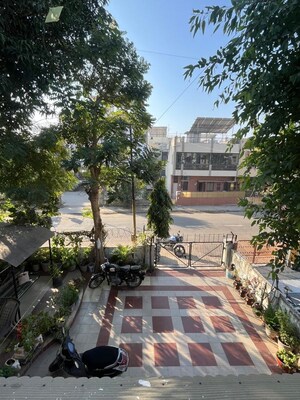 2 BHK Villa – Exterior View View at Jivraj Park - for Rent
