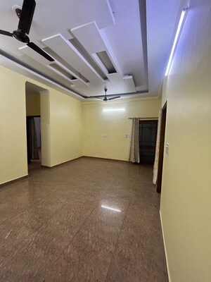 3 BHK Builder Floor For Rent in Canal Road