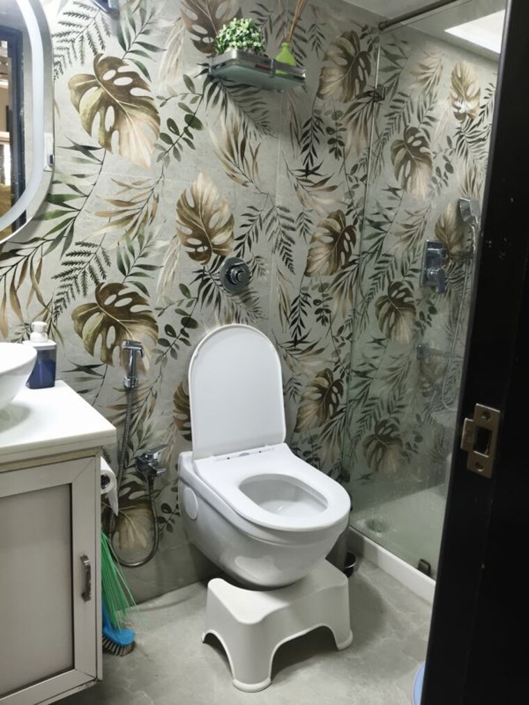 Bathroom, rupali-chs 3 Bedroom 654 Sq.Ft. Apartment In Malad West Mumbai 10470050