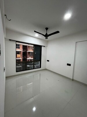 2.5 BHK Apartment For Rent in Rustomjee Pinnacle, Borivali East