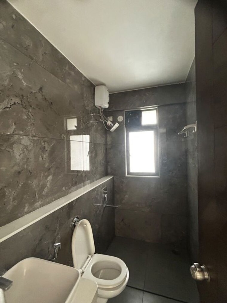 Bathroom, tulip-infinity-world 3 Bedroom 1680 Sq.Ft. Apartment In Punawale Pune 10470122