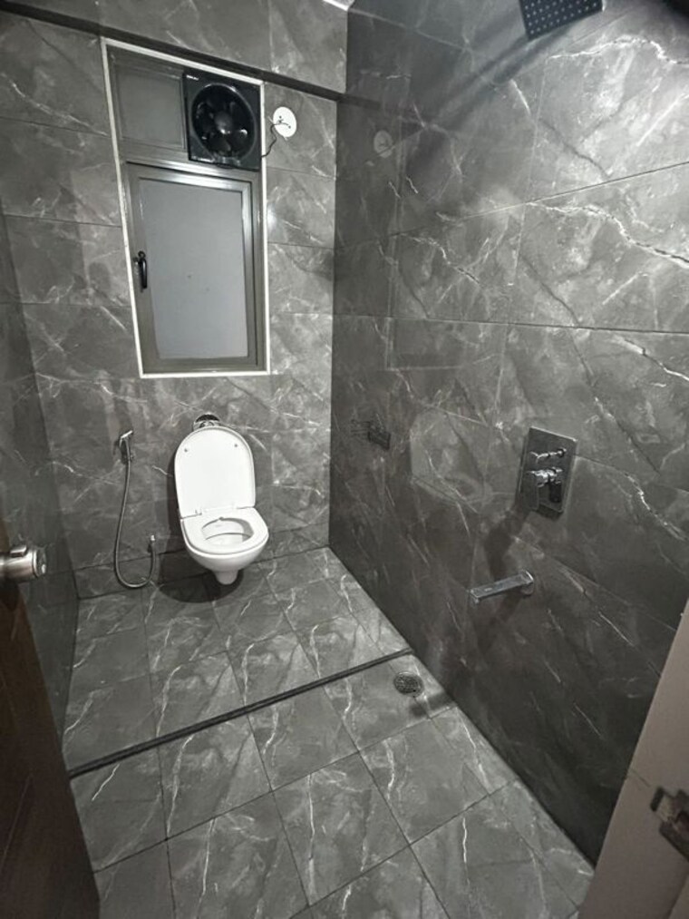 Bathroom, tulip-infinity-world 3 Bedroom 1680 Sq.Ft. Apartment In Punawale Pune 10470122