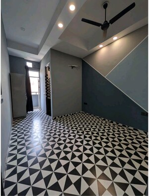 Kitchen in 2.5 BHK Builder Floor at RWA Apartments Sector 45, Sector 45 – for Rent