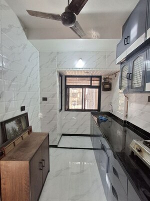 Kitchen in 3 BHK Apartment at Viceroy Savana, Kandivali East – for Sale