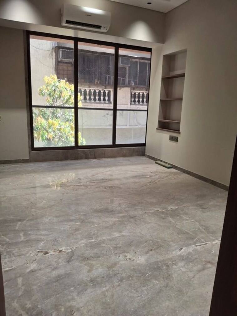 Room, khar west 3 Bedroom 1350 Sq.Ft. Apartment In Khar West Mumbai 10470179