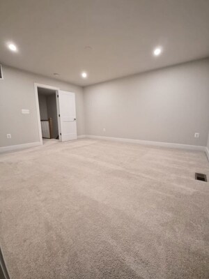 Room in  Shop at Greater Kailash I – for Rent