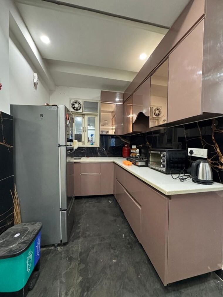 Kitchen, chattarpur 3 Bedroom 1500 Sq.Ft. Apartment In Chattarpur Delhi 10470229