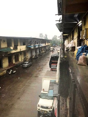 Parking in  Warehouse at Pimplas – for Sale
