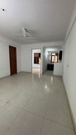 2 BHK + Servant Room,Extra Room Apartment For Rent in Chattarpur