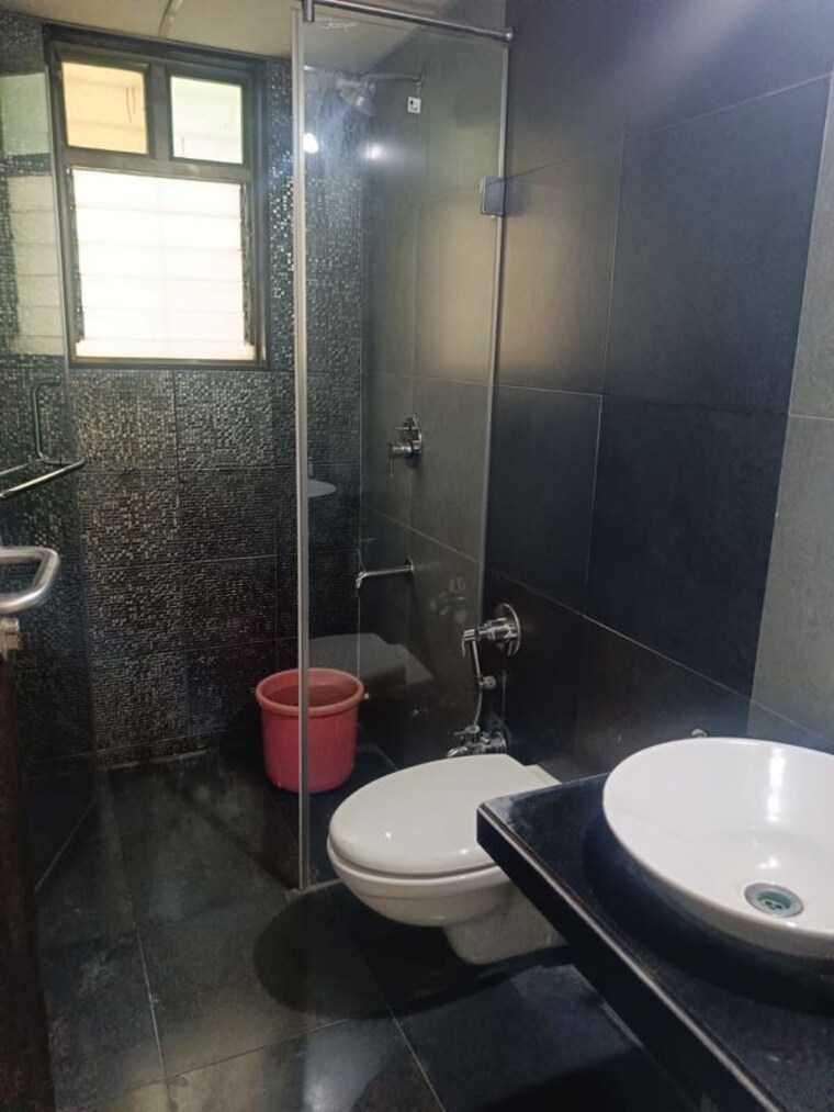Bathroom, pride-valencia 3 Bedroom 1300 Sq.Ft. Apartment In Baner Pune 10470252