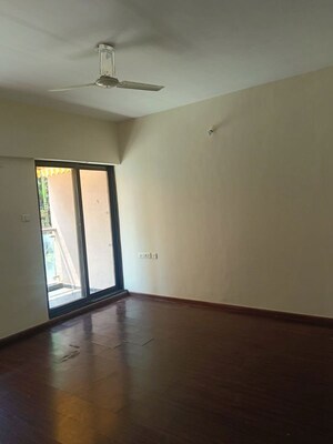 Room in 3 BHK Apartment at Pride Valencia, Baner – for Sale