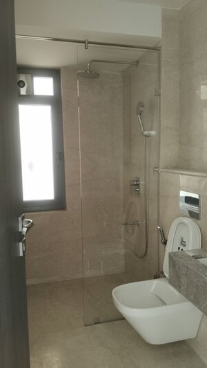 Bathroom in 4 BHK Apartment at Piramal Mahalaxmi, Mahalaxmi – for Rent