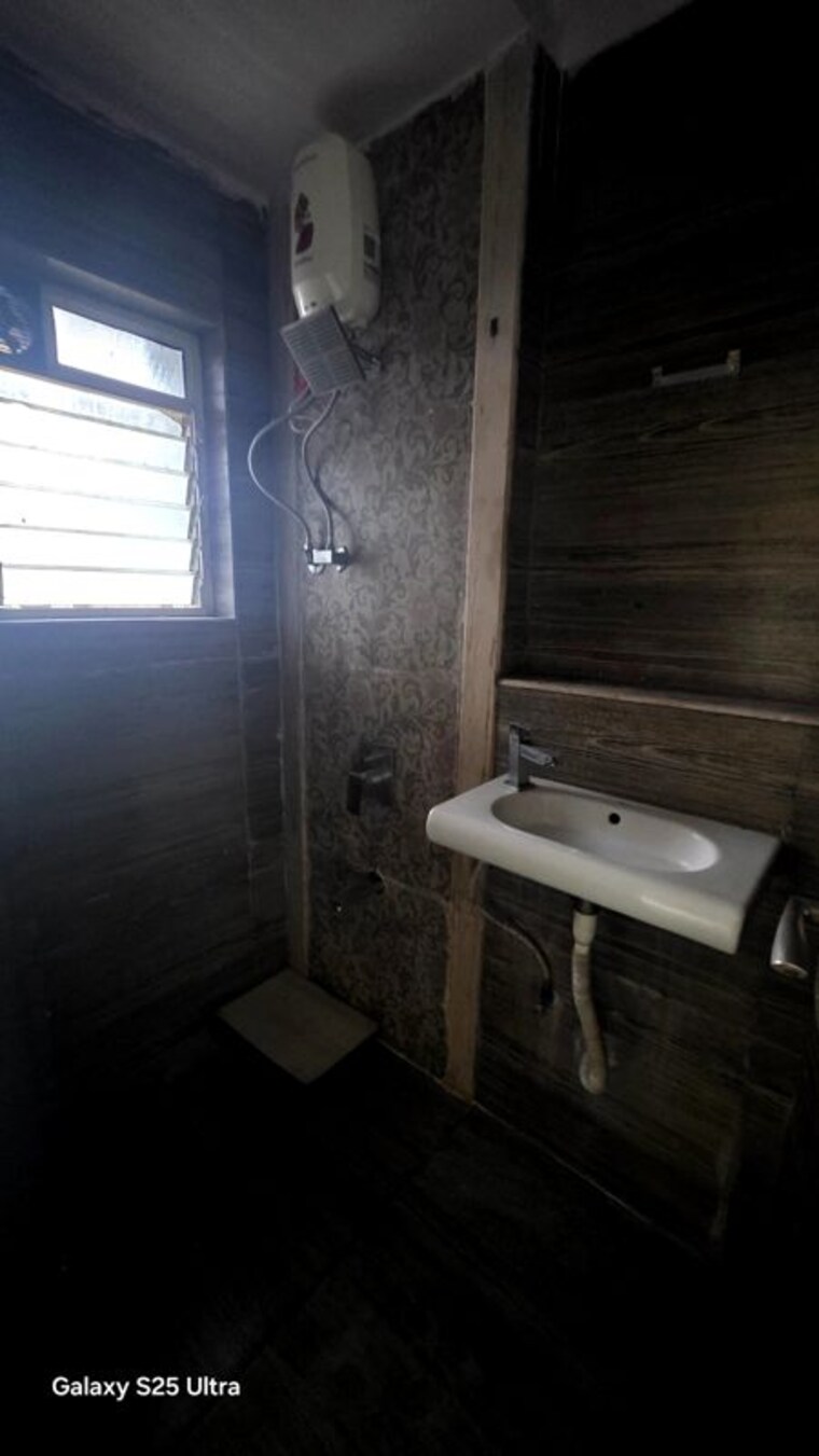Bathroom, pride-presidency-luxuria 2 Bedroom 1035 Sq.Ft. Apartment In Ghodbunder Road Thane 10470265