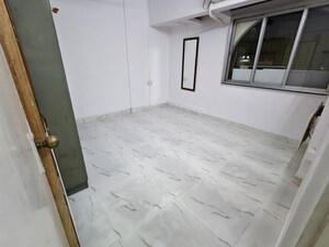 Room in 1 BHK Apartment at Avillion Greenfields Co Op Housing Society, Jogeshwari East – for Rent