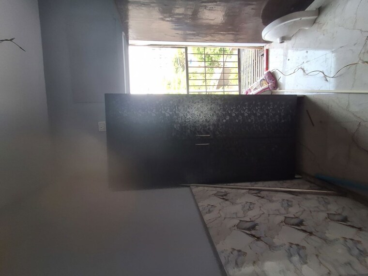 Room, mahadev-apartments-noida 1 Bedroom 350 Sq.Ft. Apartment In Sector 73 Noida 10470312