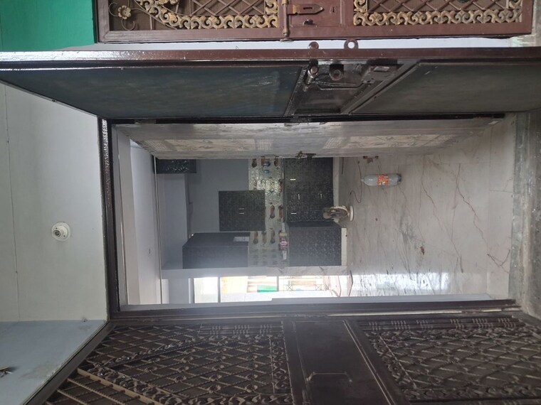Kitchen, mahadev-apartments-noida 1 Bedroom 350 Sq.Ft. Apartment In Sector 73 Noida 10470312