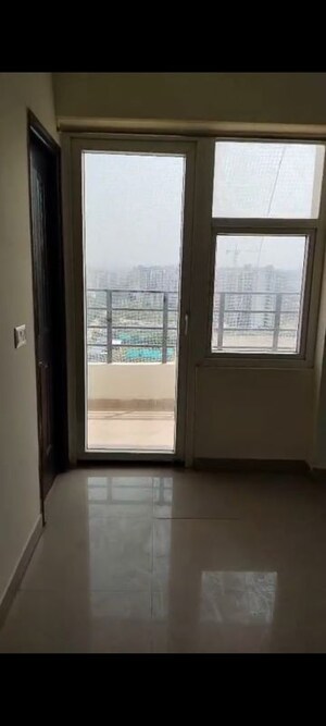 Room in 2 BHK Apartment at Bankey Bihari Aggarwal Heights, Raj Nagar Extension – for Rent
