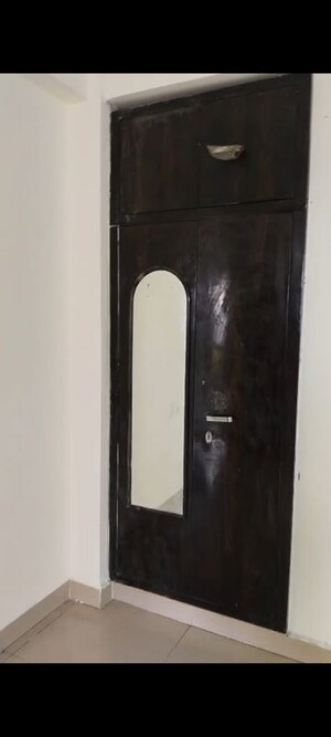 Furnished Amenities in 2 BHK Apartment at Bankey Bihari Aggarwal Heights, Raj Nagar Extension – for Rent