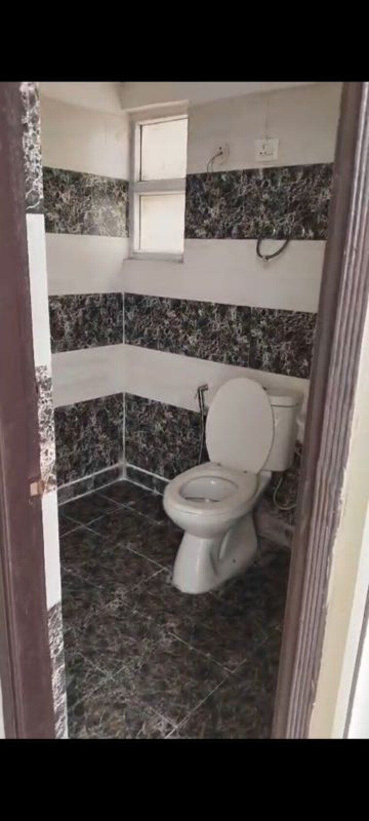 Bathroom, chiranjiv vihar 5 Bedroom 105 Sq.Yd. Independent House In Chiranjiv Vihar Ghaziabad 10470317