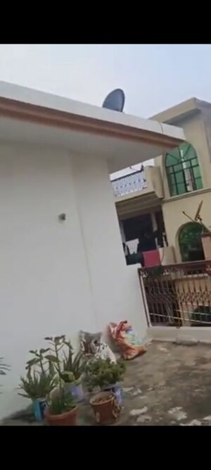 Furnished Amenities in 5 BHK Independent House at Chiranjiv Vihar – for Sale