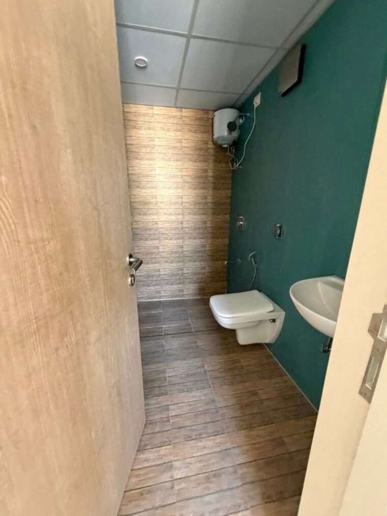 Bathroom, lodha-crown-quality-homes Studio 420 Sq.Ft. Apartment In Majiwada Thane 10445265